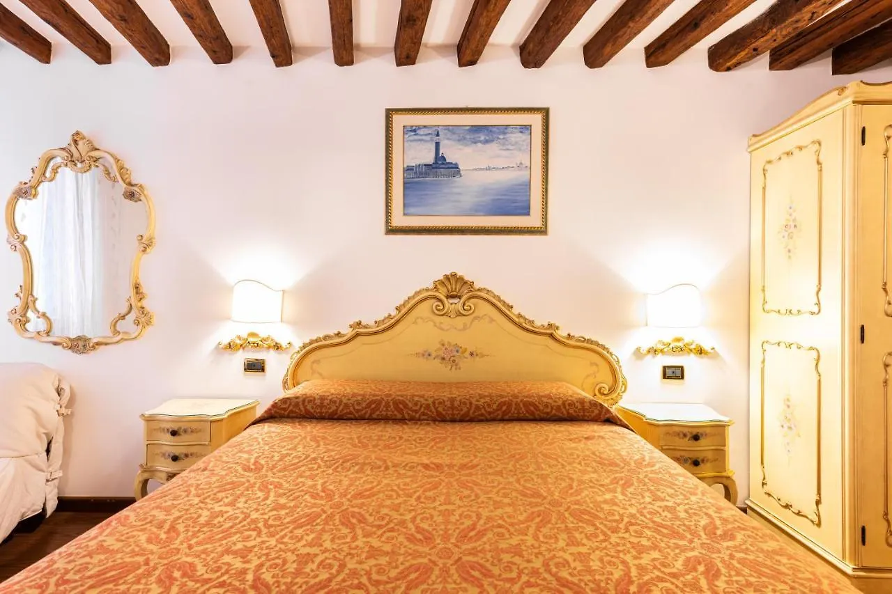 Appartamento Ca' Pinelli Venezia Italia