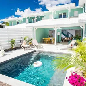 Cocotier à 50 Mètres De La Villa Le Diamant